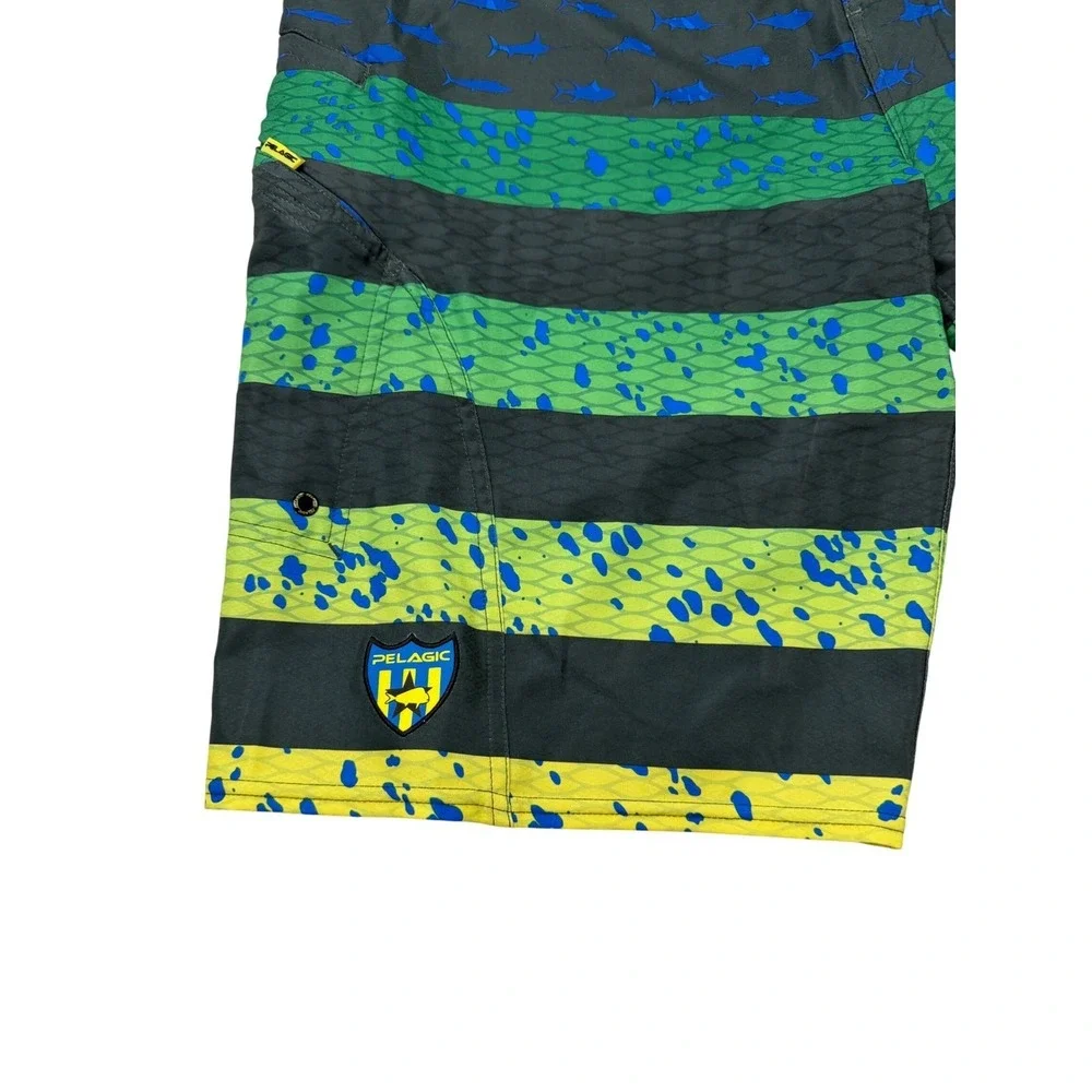 Pelagic Sharkskin Boardshorts Mens‎ 40 Mahi Mahi Fish Print Fishing Shorts Green